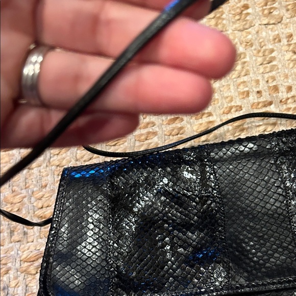 Carlos Falchi Elegant Black Women's Bag - Picture 5 of 8